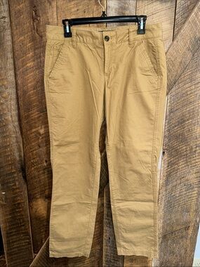 Eddie Bauer women's stretch chino pants Size 8
G60
